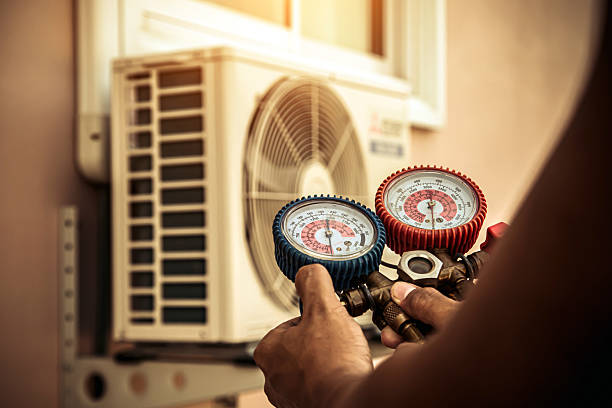 Professional Emergency Hvac technician working in Telford, PA